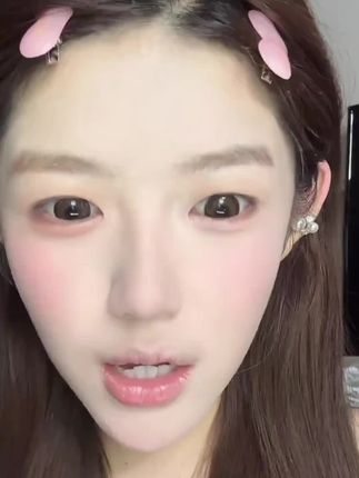 水滴形双眼皮贴你是我的神!再也不怕贴出来双眼皮会被眼尾吃掉了!直接扩散眼尾放大双眼效果绝了!#今日妆容 #平价彩妆 #女大学生 #日常唠嗑