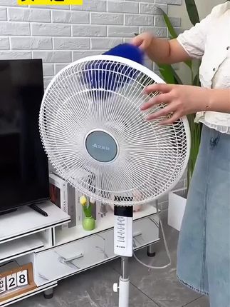 风扇不要再拆开清洗了,用这个风扇清洁刷,方便又干净,好用!#实用好物 #生活好帮手 #超实用 #居家好物
