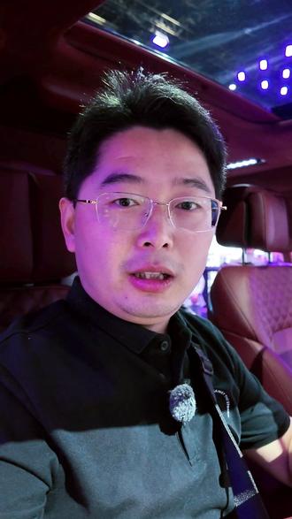 全新坦克700拖车钩两种形式,以及电动拖车钩如何开启关闭#坦克铁汉柔情
#长城汽车以契约精神迈入归元时代
#2026车展解锁花样坦克
#2026北京车展 #全新坦克700拖车钩