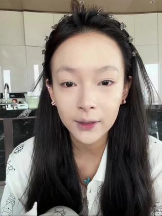 @周周小可爱🖤 #周周小可爱 #周周小可爱生日 #周周小可爱直播 #宝玑米身体素颜霜 #周周小可爱同款身体素颜霜