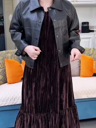 穿上身后让你显得格外苗条,身材曲线也更漂亮了#大码女装 #遮肉显瘦 #谁穿谁好看 #长裙穿搭 @DOU+小助手 @DOU+好生意