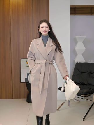 朗姿LANCYFROM25,降温穿搭,来看看看朗姿怎么穿#普通人的秋冬硬核穿搭,#杨幂维密翅膀造型,#新中式穿搭,#老钱风穿搭,#琥珀系