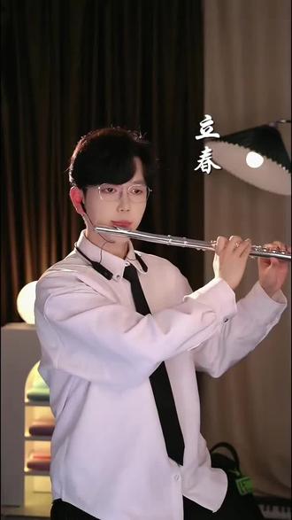 屋檐雨落滴滴答~#长笛演奏 #立春 #薛凯琪立春