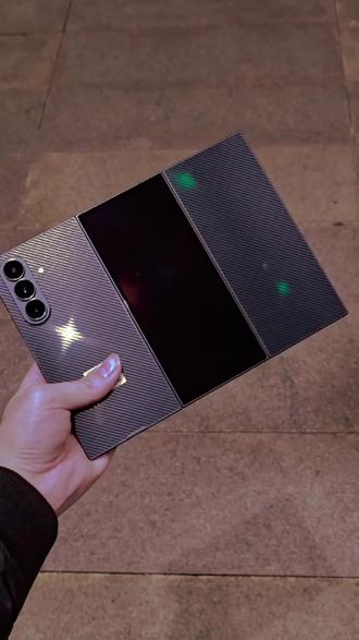 三折叠都出来了,您在用什么手机呀!#三星GalaxyzTriFold #新时代三折叠 @「智多星」