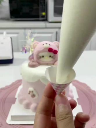 Kitty猫蛋糕 #蛋糕教程 #Kitty猫蛋糕 #裱花蛋糕 #蛋糕装饰 #动物奶油蛋糕