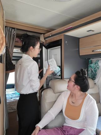 每天喝两支,女人保养就是老样子,不保养就是样子老#vlog日常 #出差旅行必备 #燕窝蛋白肽饮品