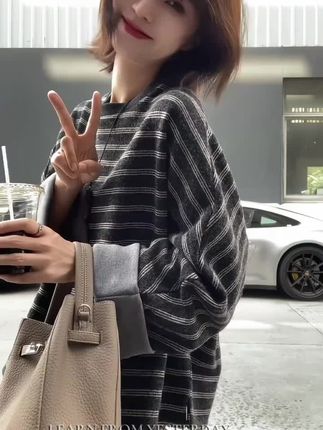 #国庆假期开启倒计时了 #在秋天读懂秋天的怀念 #爱是世界上最伟大的魔法 #生活中的小秋收 #琥珀系拉抽屉变装