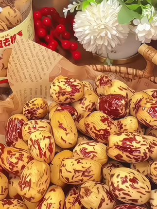 每个个头都是又大又圆香甜可口健康营养好吃不贵#好吃到停不下来 #零食推荐 #灰枣