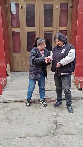 #真实生活分享官 还得是我,得亏是我!#和村老申 #搞笑 #看一遍笑一遍