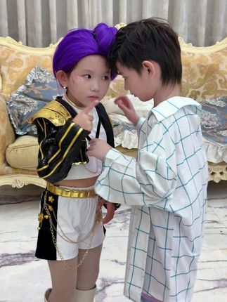斗舞#鲁米 #秦宇 #猎魔女团 #cosplay