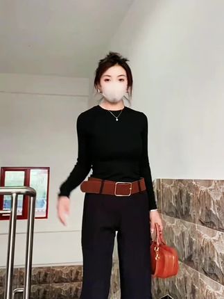 卡其色中腰休闲裤女秋冬加绒加厚西装长裤显瘦微喇叭直筒拖地裤子#时尚百搭 #气质穿搭 #收腰显瘦 @DOU+小助手 @DOU+上热门 @DOU+好生意