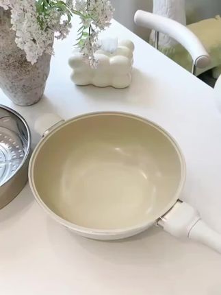 如果厨房只能留一口锅?我选它!  🔥8口锅的功能1口锅搞定!煎炒蒸煮炖炸焖涮样样精通 ✨无油煎蛋悬浮术!开放式厨房零油烟挑战成功 ⏰炖鸡半小时即享美味!微压黑科技真省时 🌿国家认证零涂层!钢丝球狂刷都不怕 🔘所有灶具通用!送专业清洁膏 💥省下7口锅的钱和空间! 👇点链接立马享受下厨自由!#厨房好物 #厨房里的欢乐时光 #厨房好帮手 #多功能锅蒸煮炒煎一体锅 #好物分享