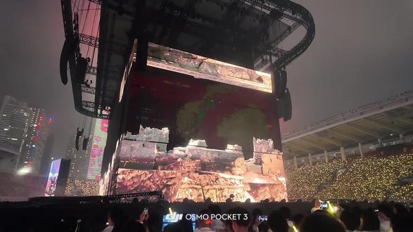 诡秘 有什么痛苦我们去首开现场和薛之谦说 #薛之谦 #万兽之王 #演唱会现场live #狐狸