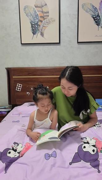 亲子共读打卡第 53 天 今天为你朗读#小巴掌童话 《慢慢来的小兔》#亲子共读 一起#坚持 一起#成长