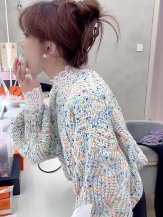 传递美丽,一刻不止 #早秋新款 #蕾丝打底衫 时尚洋气气质优雅韩里韩系#内搭外穿都好看 #美出高级感 #女生必备