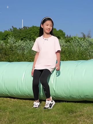 安踏儿童女大童跑鞋,青少年轻盈跑步鞋子#儿童鞋子#运动穿搭 #防滑耐磨#青春活力