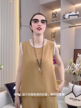 不要拍大,因为我现在一百零五斤了,我现在是有很多肉的人了,你正常拍就行