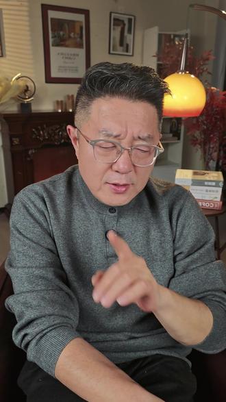 女外卖员短片翻车?歌颂苦难本身就是错误! #财经 #女性外卖员 #外卖#社会百态 #硬核深度计划