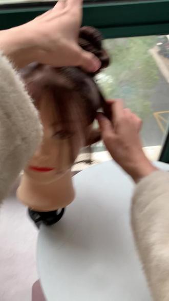 这款拜年发喜欢嘛?在揪揪上可以夹上红色发饰,就是最亮的仔#拜年 #发型 #新年发型不重样 #儿童发型 #甜系女孩