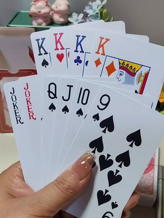 你们想要的四色掼蛋扑克牌来了,喜欢玩掼蛋的牌友趁着我们的价格合适赶紧安排吧#扑克牌 #休闲娱乐 #掼蛋#掼蛋扑克