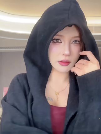 松弛慵懒感的长款针织开衫!巨大巨厚实一件#针织开衫 #何倩倩#慵懒风穿搭 #显瘦 #秋冬慵懒风毛衣穿搭
