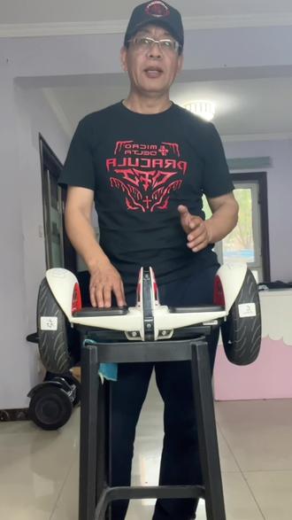 九号平衡车电机轮故障之一 这种故障是九号平衡车常见故障,出现之后按着王哥的方法去处理.#九号平衡车王哥#维修九号平衡车 #九号平衡车电机 #北京平衡车维修服务中心 #拼车轮毂电机