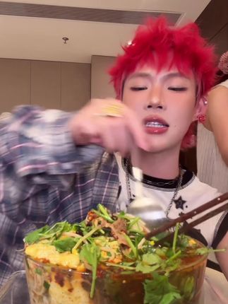 来喽来喽,吃羊肉粉喽😋#唤俊 #贵州羊肉粉