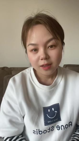 d第二集:智能手表的桌面设置教程来了,简单易学,学会了评论区打个,学会哈#真实生活分享计划 #智能手表 #华为 #抖音推广 #华为gt5