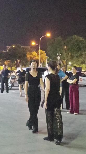 #水兵舞 小王子四套第5个花男女肯背面要领分解 #舞蹈课堂随拍 #关注我持续更新