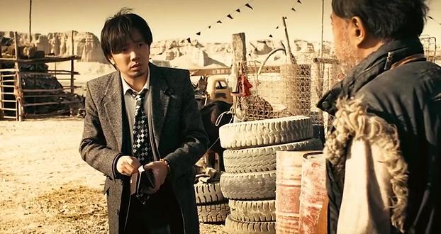 《无人区》 戈壁荒滩上的人性裸奔,黑暗里的一丝微光