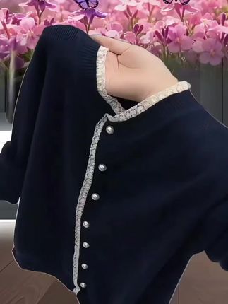 高级感蕾丝花边针织休闲显瘦减龄软糯毛衣外套 #我要上热门 #时尚百搭 #针织衫 #穿搭 #穿出自己的风格