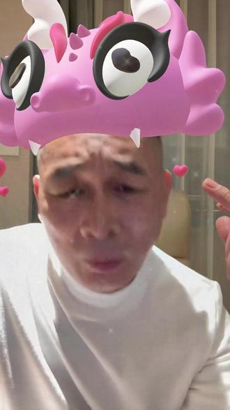 皮衣哥突然翻脸 苏美拉到底做错了啥?#皮衣哥 #记录真实生活 #好物推荐 #中巴友谊 #保暖套装