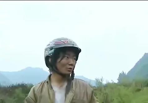 ZXMOTO|WSBK葡萄牙站双连冠 20年前你追着记者跑 现在记者追着你跑#张雪 #张雪机车梦 #张雪机车品牌