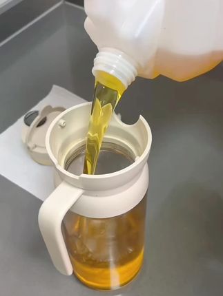 FaSoLa玻璃自动开盖油壶家用大容量不挂油防漏酱油醋调味瓶厨房用 这款油壶颜值高,开盖简单清洁还无死角,使用不挂油不漏油#油壶 #好物推荐🔥 #提升幸福感好物 #我捡到宝了 #种草