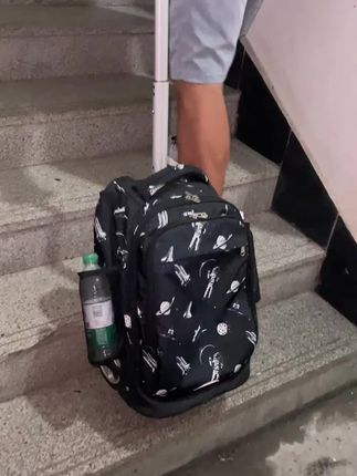 #原创视频 #必备好物 #好物推荐分享 #书包推荐 #必备