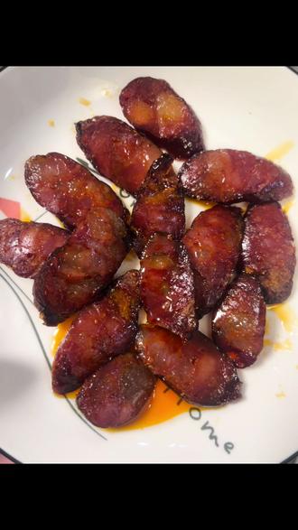 在刀疤哥买的东西都到啦,第一次做这些可能没控制住火候,不过也好吃,很对我这个广东人的胃口,香肠最好吃,肯定会回购#美食 #荒野刀疤哥#助农#贵州特产