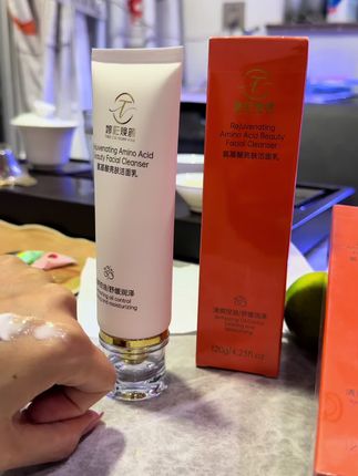婷彩焕颜净透氨基酸洗面奶男女通用舒缓控油保湿清洁洗面奶深层#洗面奶种草 #氨基酸洗面奶 #学生党平价安利