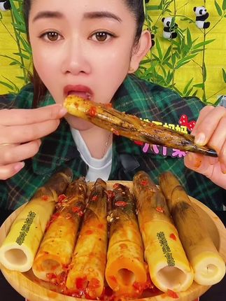 破价手剥笋,开袋即食,鲜嫩多汁,嘎嘣脆嫩,酸辣爽口,解馋解腻,今天你吃了吗,下饭菜,下酒菜,追剧小零食#手剥笋 #手剥笋清脆爽口 #超划算超便宜 #妈呀太香了 #妈呀太好吃了