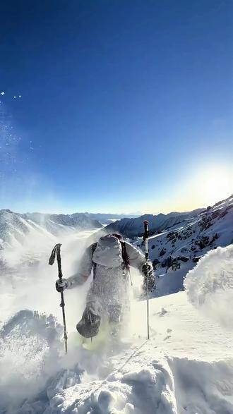 非常适合新手的入门雪山——萨武神山!把向往的地方变成走过的路#萨武神山 #雪山 #户外徒步登山 #雪山推荐 #人生第一座雪山