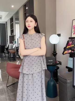 #夏季穿搭 时尚显瘦孕妇装假两件波点长裙子女宽松裙子2025夏新款孕妇连衣裙#显高显瘦 #每日穿搭每日 #夏季时尚穿搭 #女生夏季穿搭