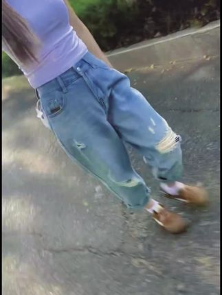 破洞哈伦牛仔裤女胖mm梨型身材大码宽松显瘦高腰九分老爹裤子#日常生活 #牛仔裤 #牛仔裤搭配 #老爹裤 #九分裤