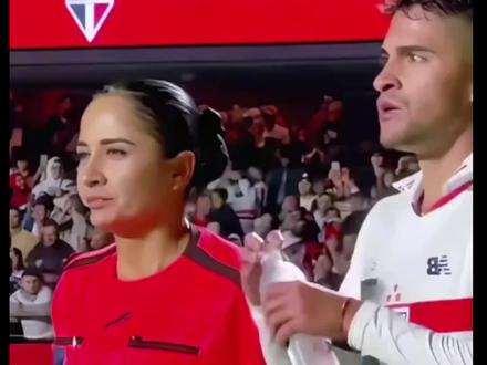 世界杯新规?以后足球比赛也分成四节了吗?
#世界杯 #足球 #美加墨世界杯 #最佳球会