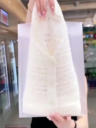 2025春秋新款镂空针织开衫薄款外套外搭配吊带长裙防晒罩衫披肩女#秋冬穿搭新鲜感在线 #无限回购的宝藏单品 #万能的抖音 #预制国庆出游穿搭 #上热搜