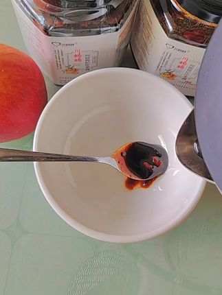 宝宝11个月了,母乳还一直足足的,每次只要感觉宝宝口粮差一点点,我就赶紧泡一碗这个姜红,喝一碗下肚,全身暖暖的,两个房子奶线全通,奶水热热的全出来,又多又浓,宝宝吃不完#追奶 #母乳再也不是奢望