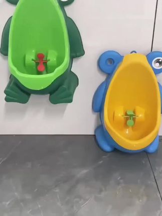 男宝宝站立式小便器