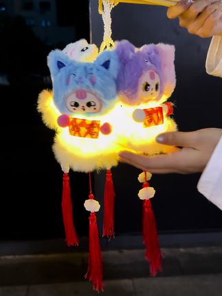 中秋节马上到了,给小朋友们安排的毛绒小灯笼真的好可爱呀!#儿童灯笼 #手提灯笼 #中秋灯笼