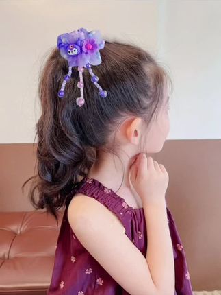 #上热门 姐妹们, 快把头发放下来吧, 试试这款轻奢时尚又简约百搭的头发圈。#库洛米发饰#推我上热门#宝妈分享