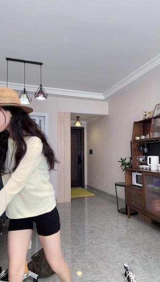 咖色牛仔短裙女小个子2026春夏新款高腰显瘦a字不规则工装短