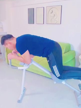 挑战 30 天划船机打卡,最后一天惊呆了!#健身挑战 #划船机蜕变 #万达康四合一多功能划船机 #居家锻炼 #没有一个动作是多余的