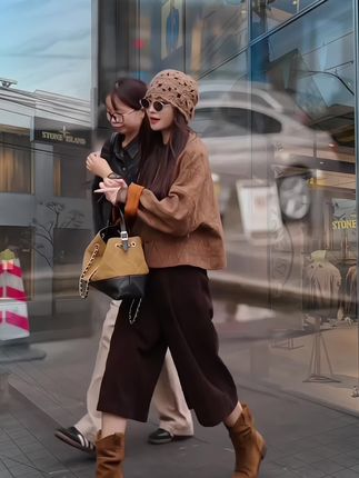 秋季搭配一整套女装2025新款韩版休闲小香风外套高腰阔腿裤两件套#套装 #套装两件套 #套装穿搭 #穿搭 #强烈推荐 @抖音创作小助手 @抖音小助手 @抖音 @DOU+小助手 @抖音来客官方助推官 @抖音和ta的朋友们